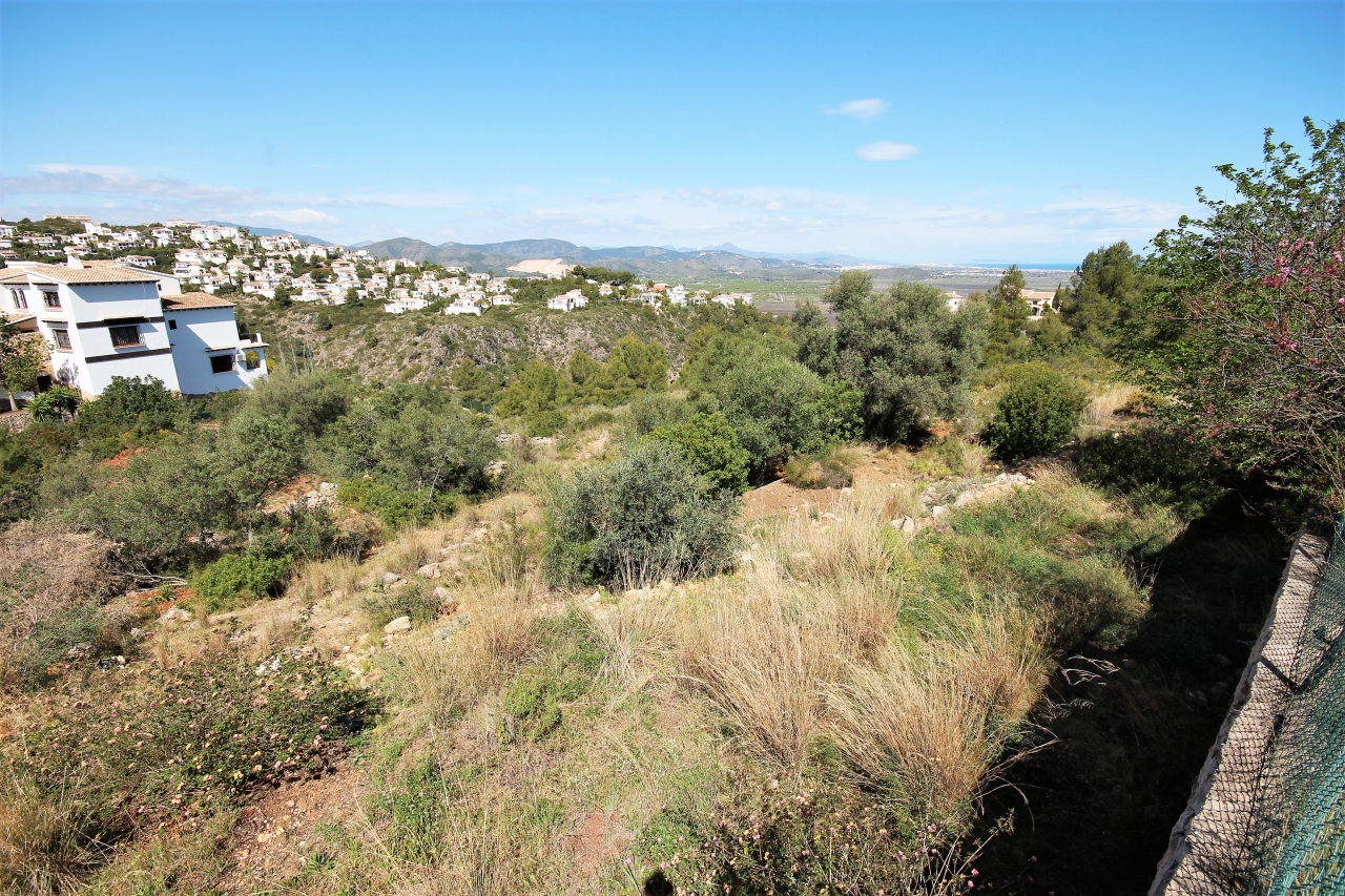 Sunny with sea views plot in Monte Pego! Best location!