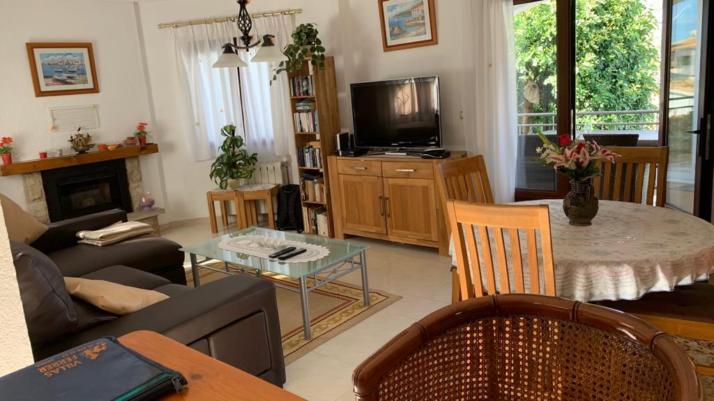 Well-kept oasis of well-being in Denia - Montgo with community pool and sea view