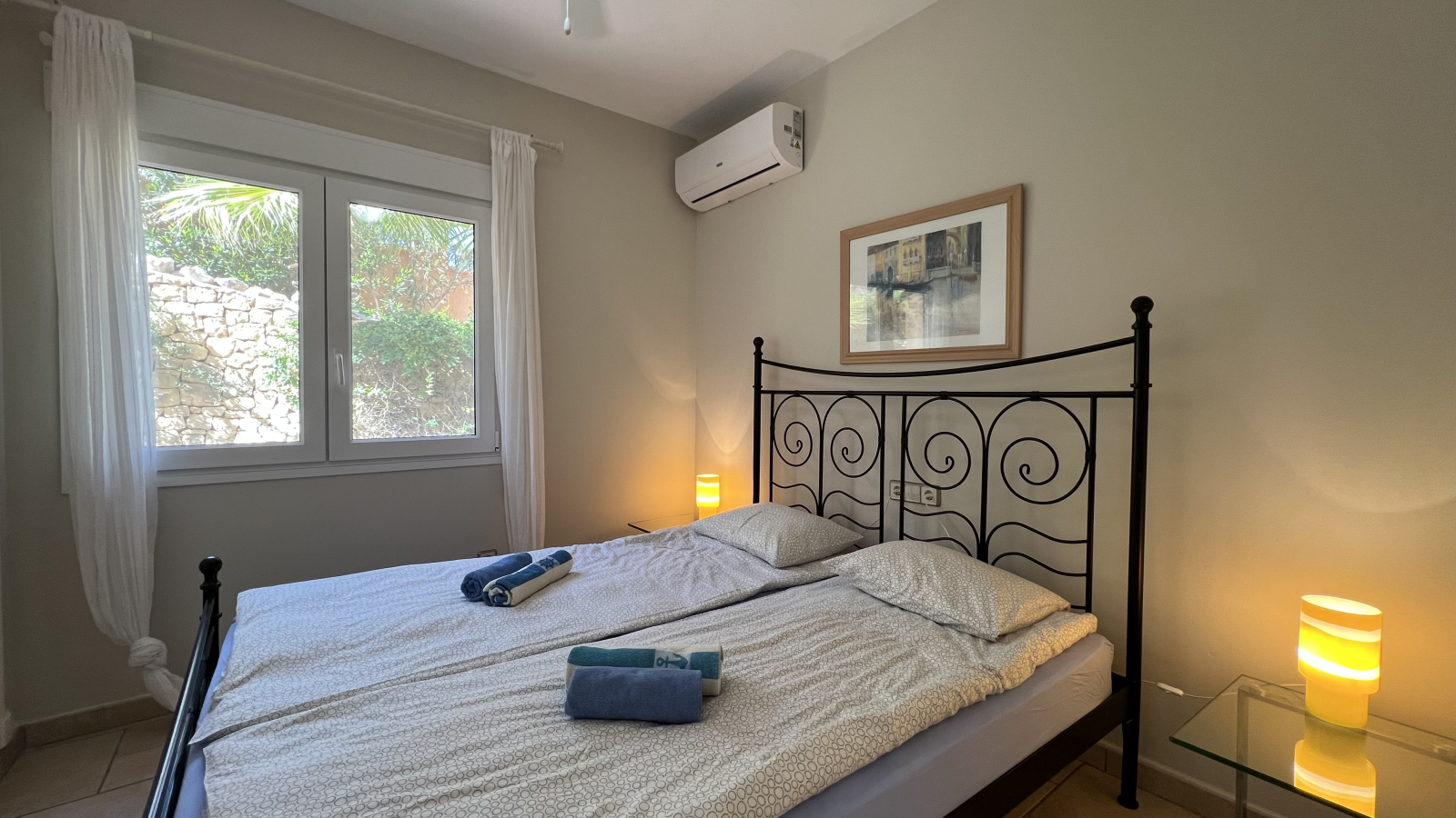 Top gepflegte 3 Schlafzimmer Villa mit Panoramablick und Vermietungslizenz in Javea