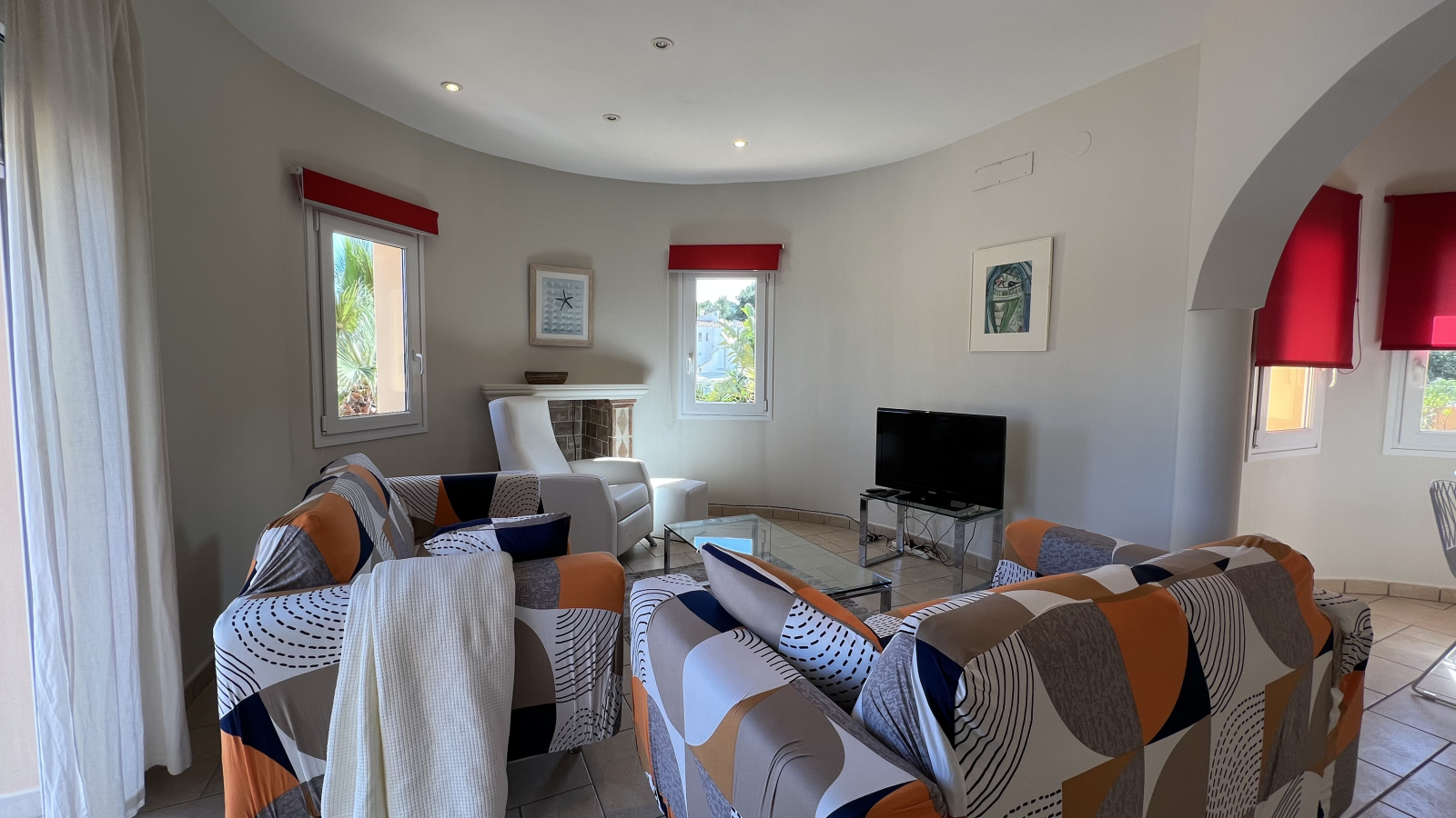 Top gepflegte 3 Schlafzimmer Villa mit Panoramablick und Vermietungslizenz in Javea