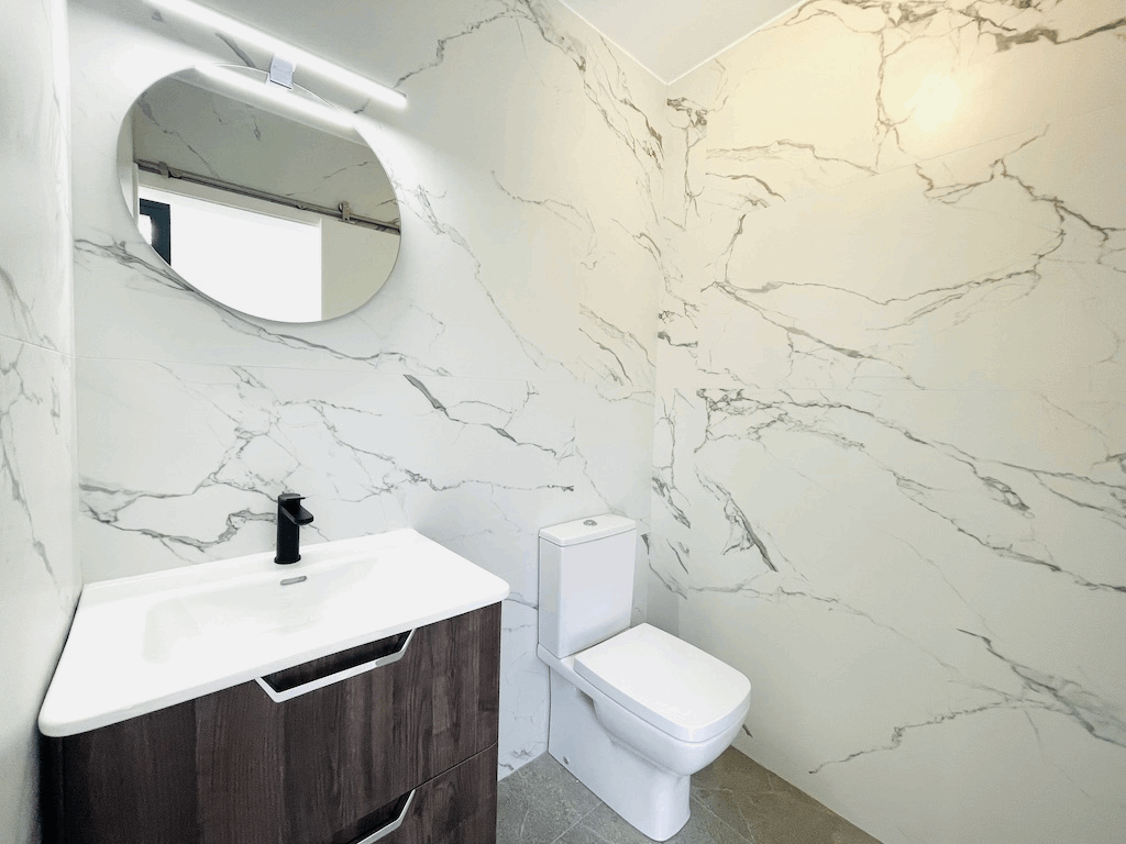 Atemberaubende neue Villa mit 3 Schlafzimmern zum Verkauf in Javea in der Nähe von Arenal