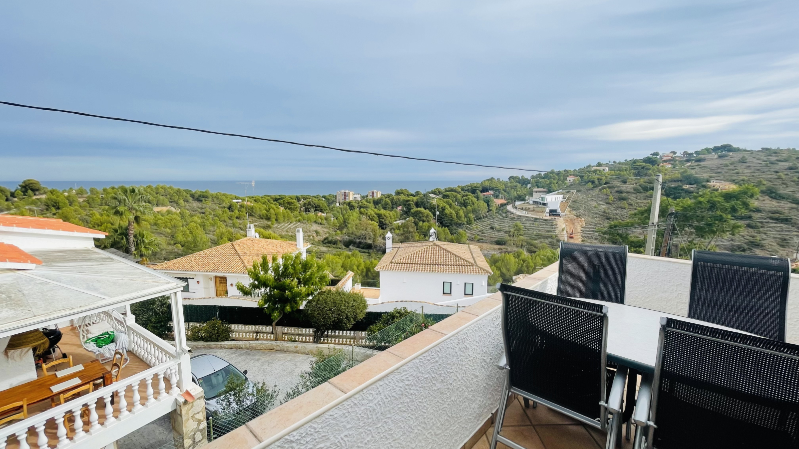 Villa à Denia avec super vue sur la mer, appartement indépendant, garage, chauffage, et bien plus encore ! 