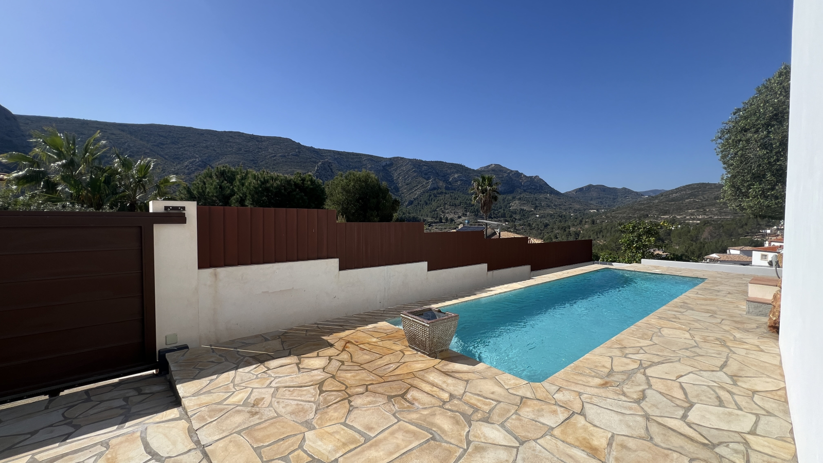 Moderne villa op een zonnige locatie op Monte Solana
