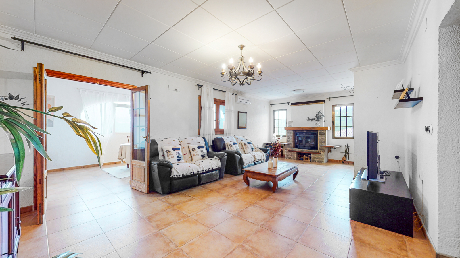 Venta. Villa a Orba