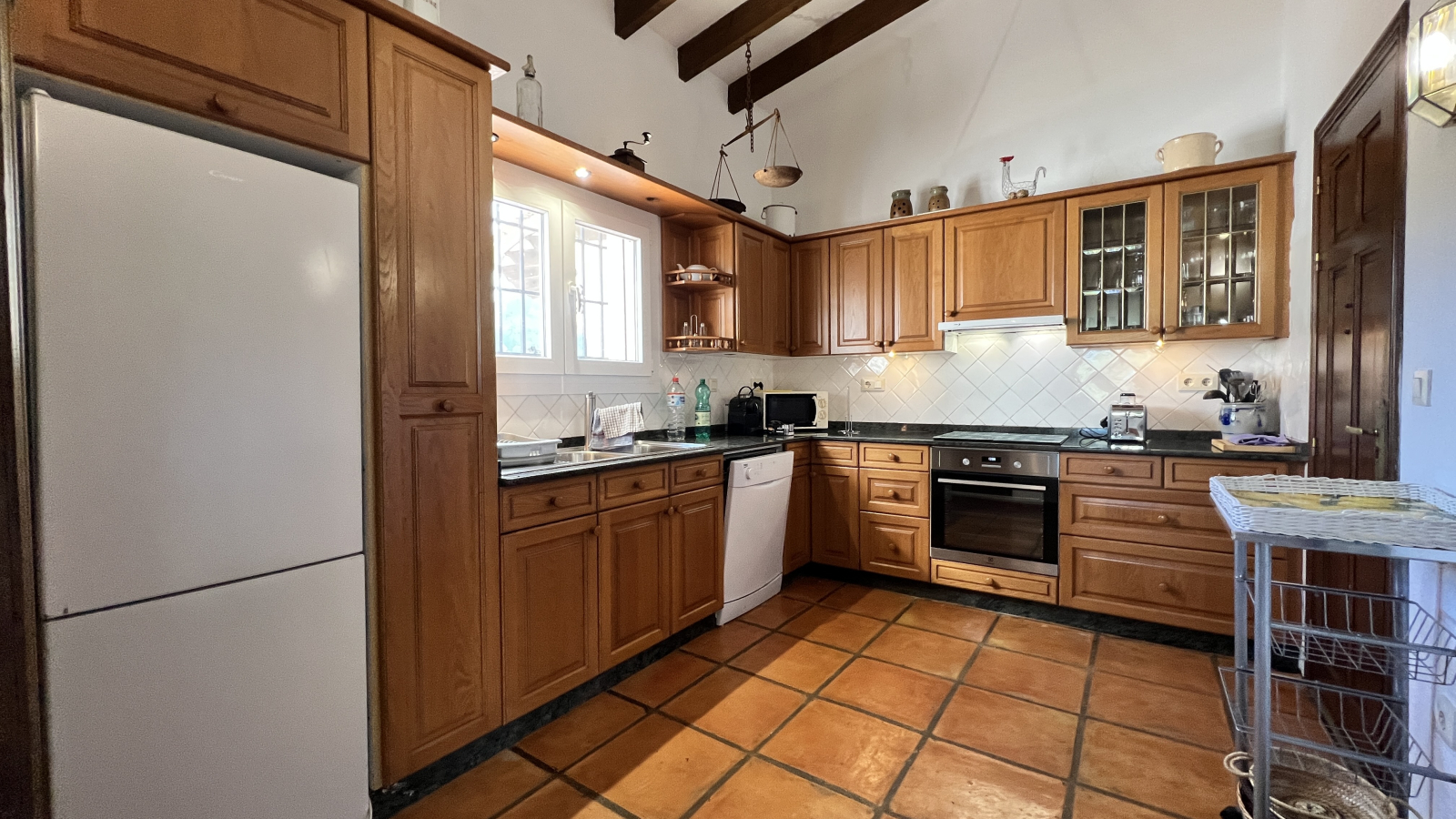 Exclusiva Villa de Estilo Finca con Impresionantes Vistas Panorámicas, Piscina y un Paraíso de Jardines en Monte Pego