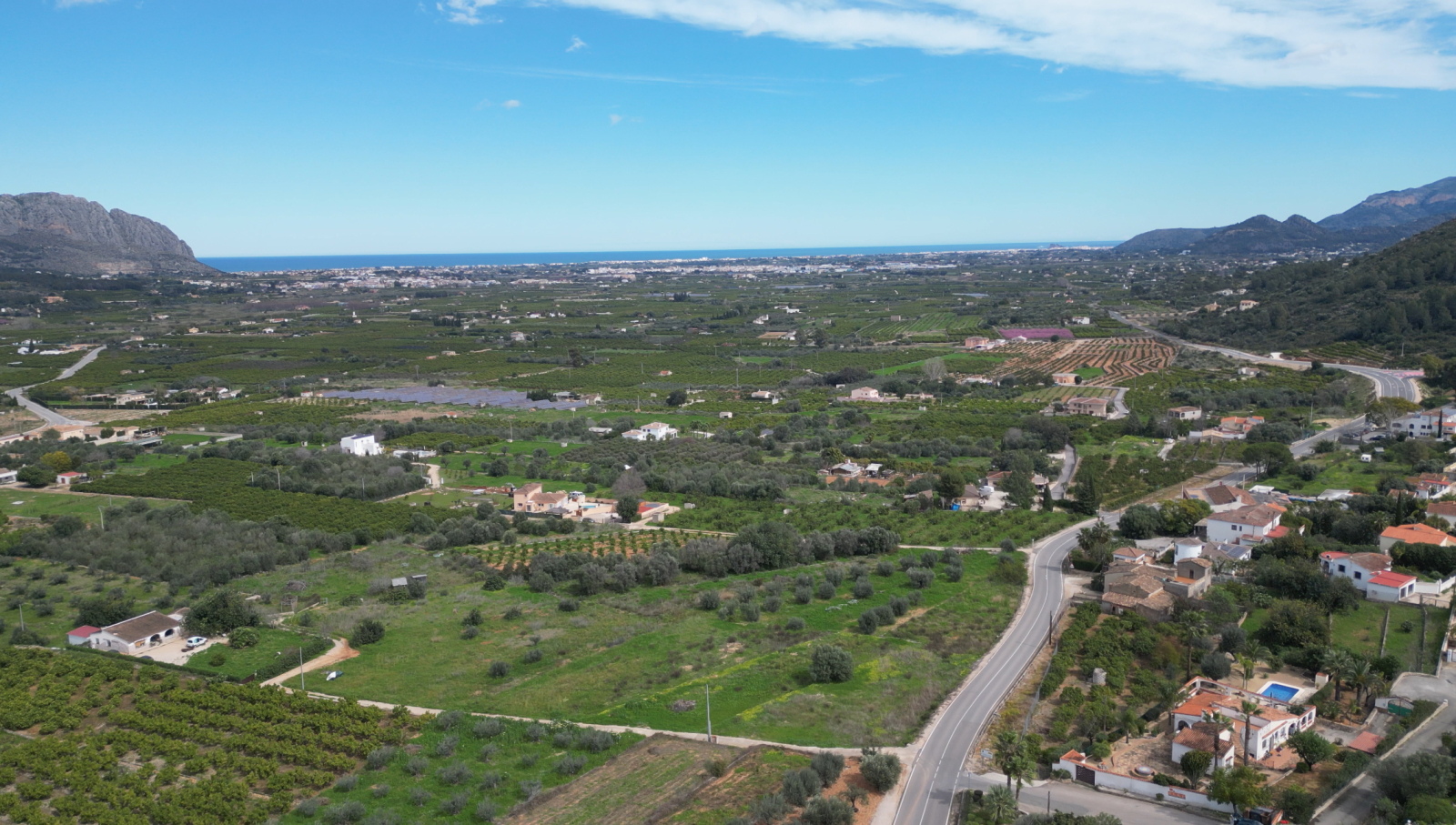 Venta. Villa a Benidoleig