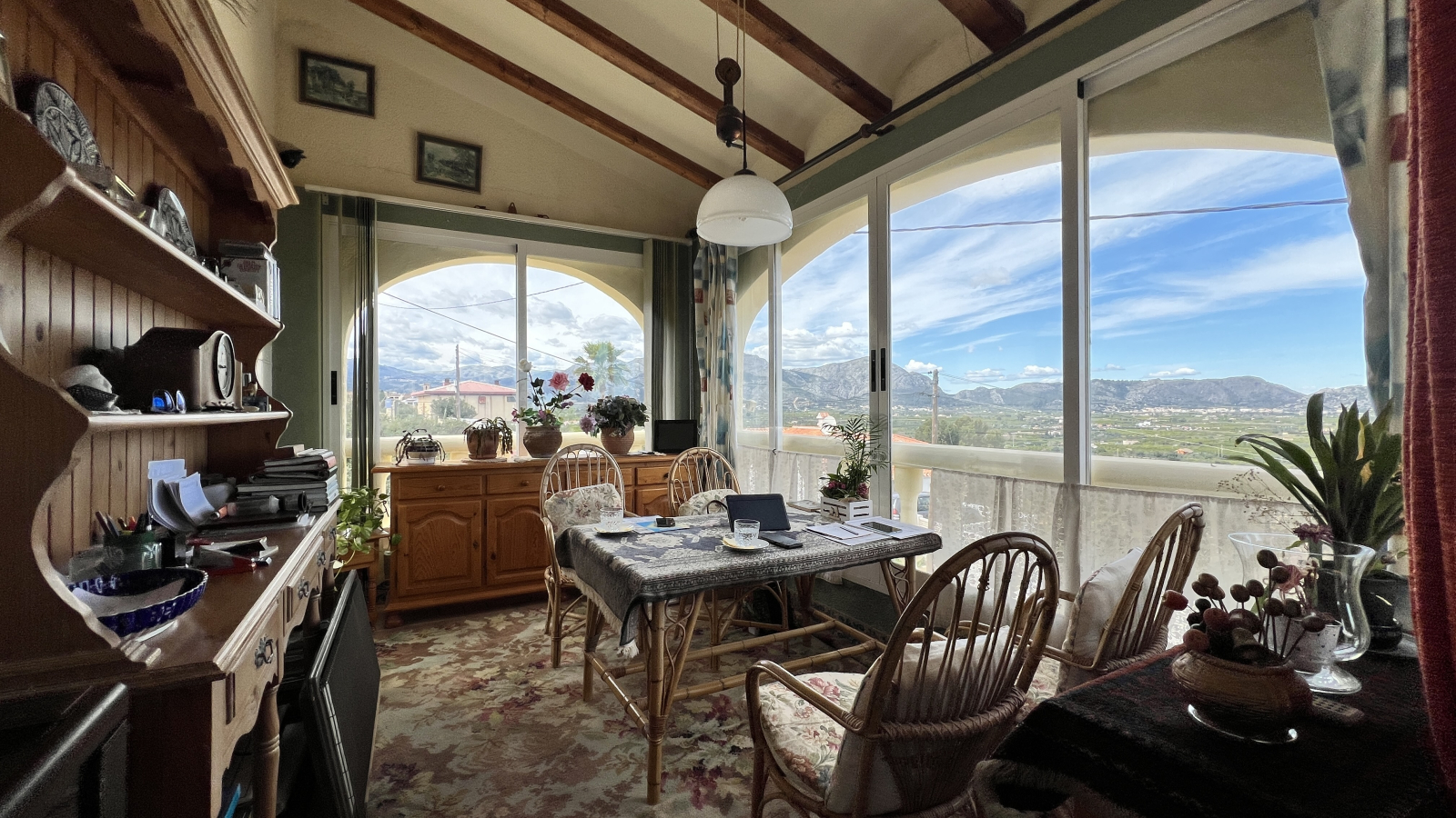 Venta. Villa a Benidoleig
