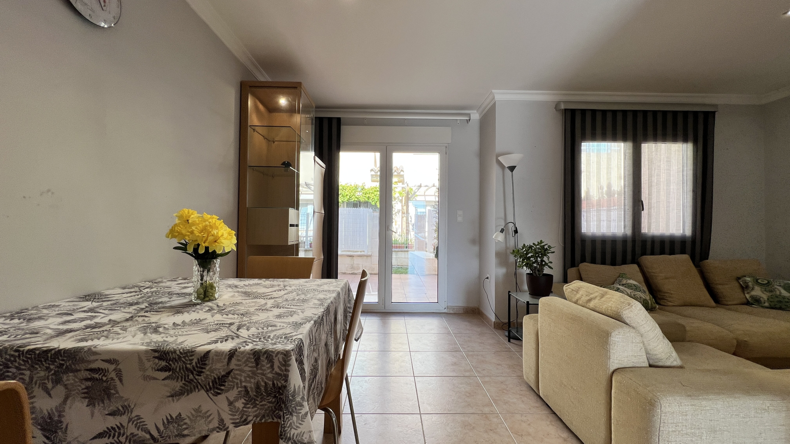 Townhouse in the center of Els Poblets