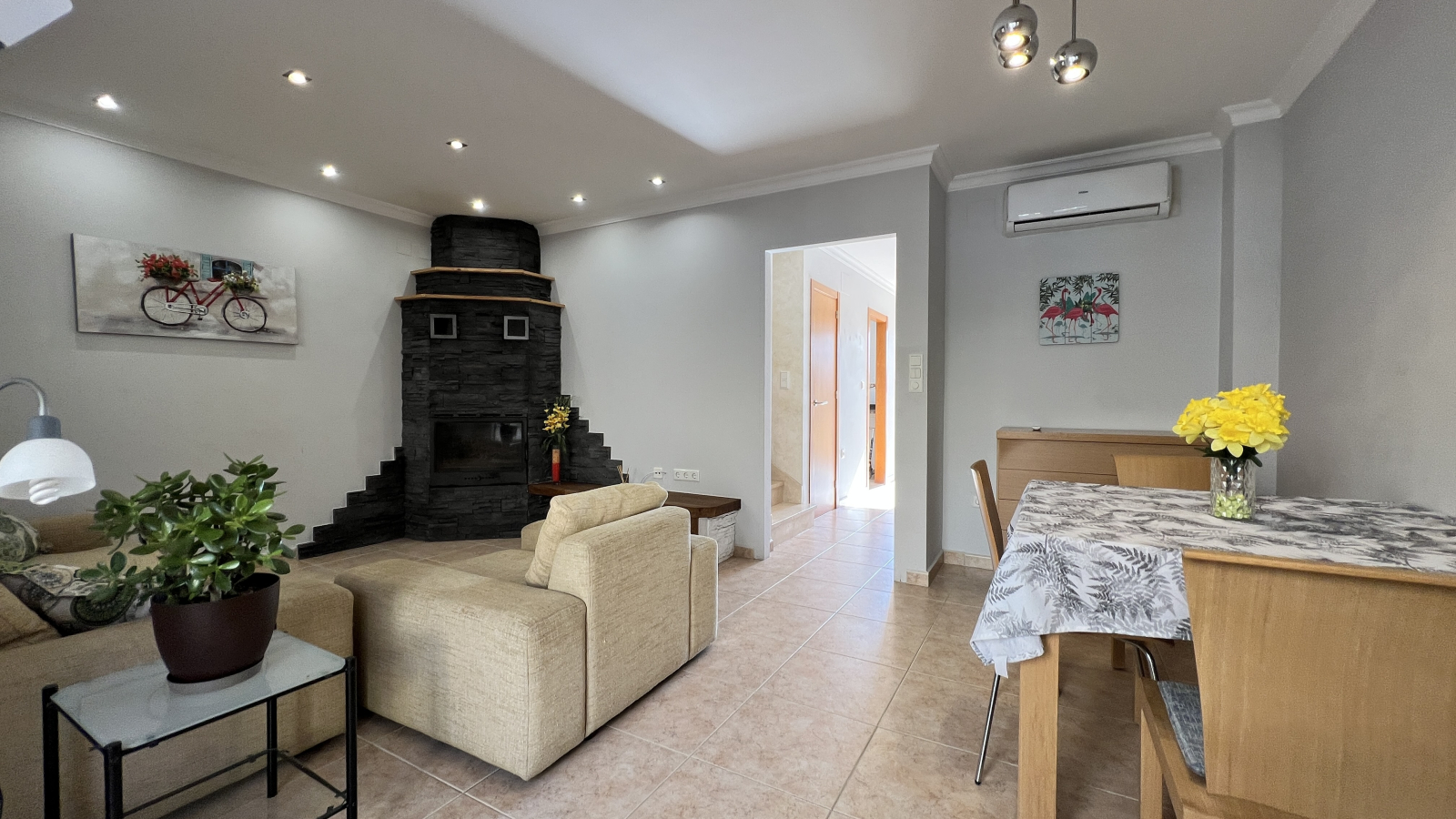 Townhouse in the center of Els Poblets