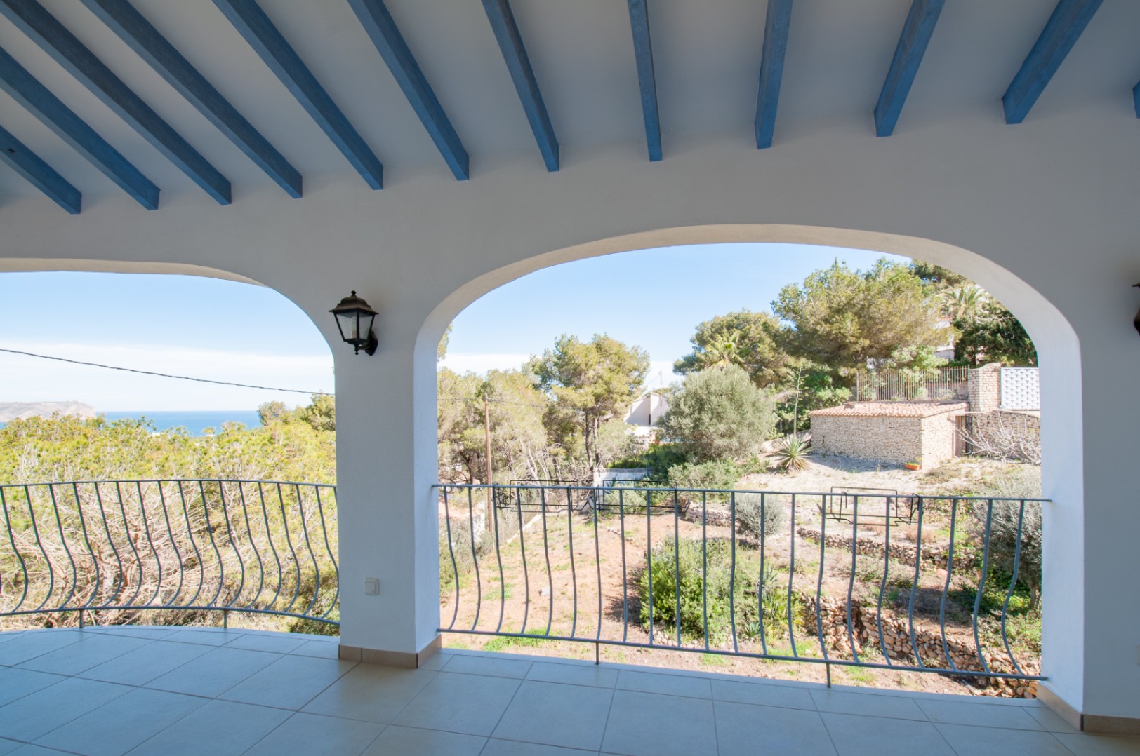Villa mit Meerblick und Privatsphäre in Jávea – Costa Nova
