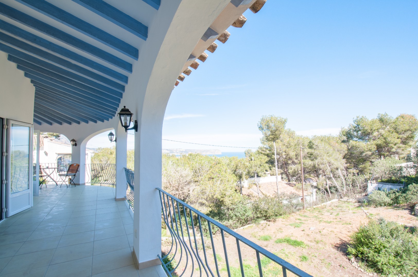 Villa mit Meerblick und Privatsphäre in Jávea – Costa Nova