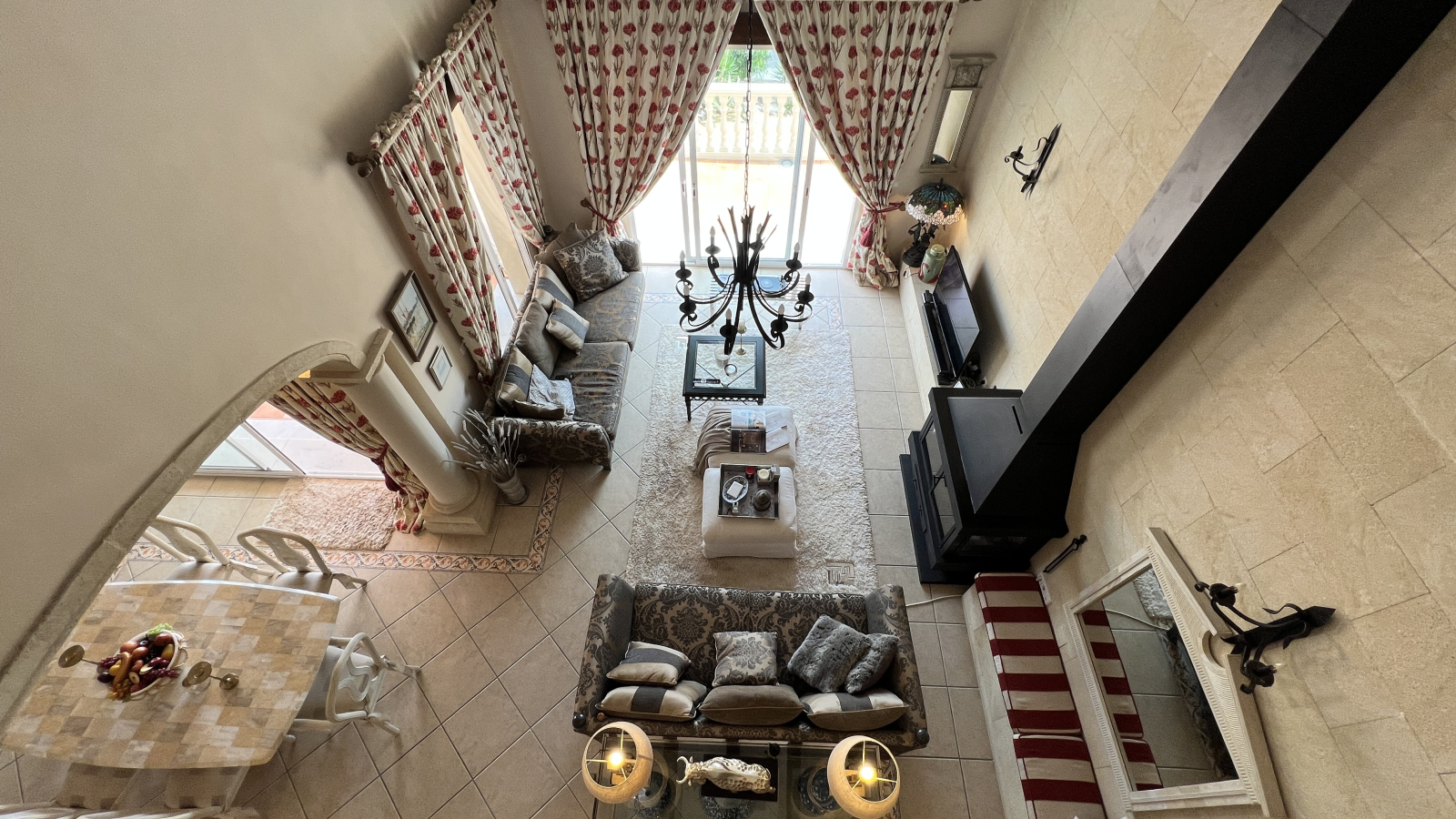 UV26903 - Exclusiva villa con amplia parcela en Pedreguer (La Sella), Alicante