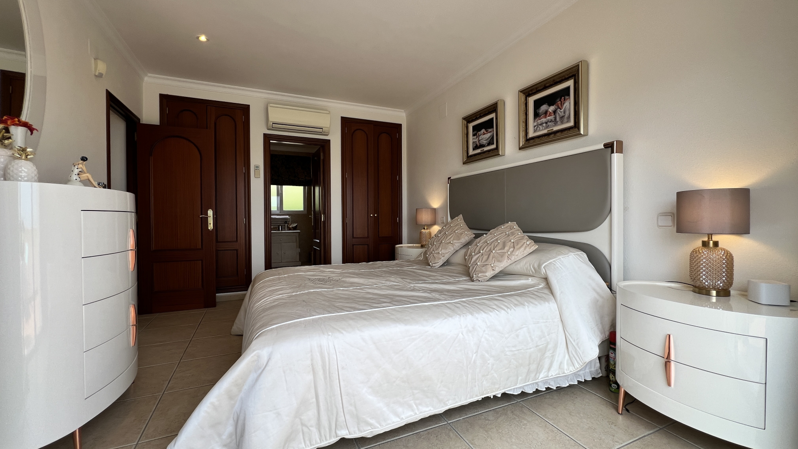 UV26903 - Exclusiva villa con amplia parcela en Pedreguer (La Sella), Alicante