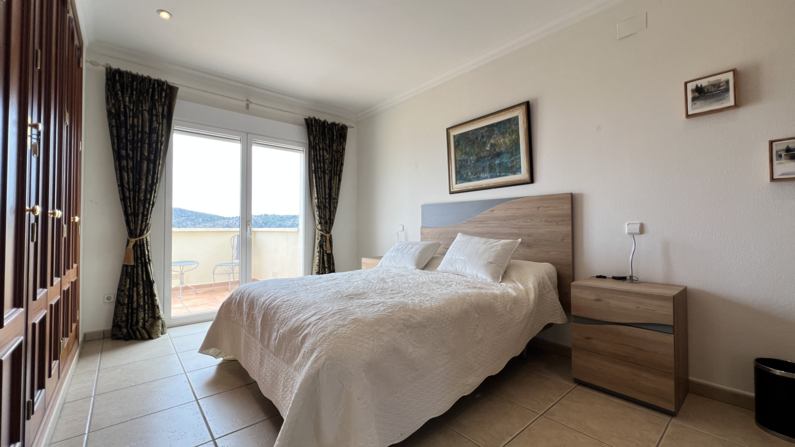 UV26903 - Exclusiva villa con amplia parcela en Pedreguer (La Sella), Alicante