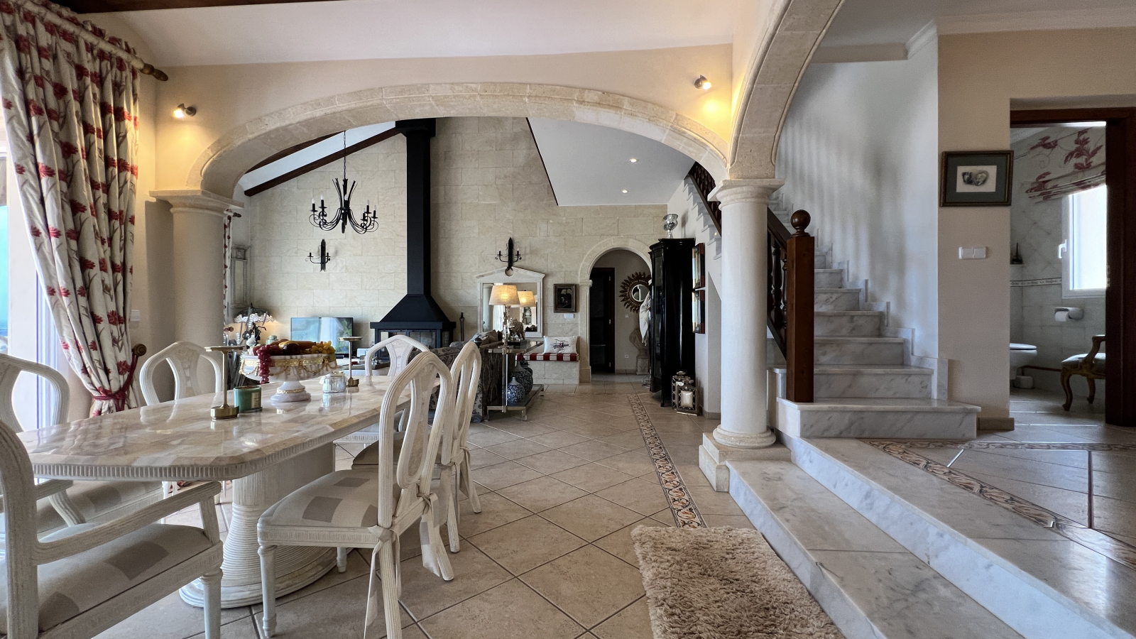 UV26903 - Exclusiva villa con amplia parcela en Pedreguer (La Sella), Alicante