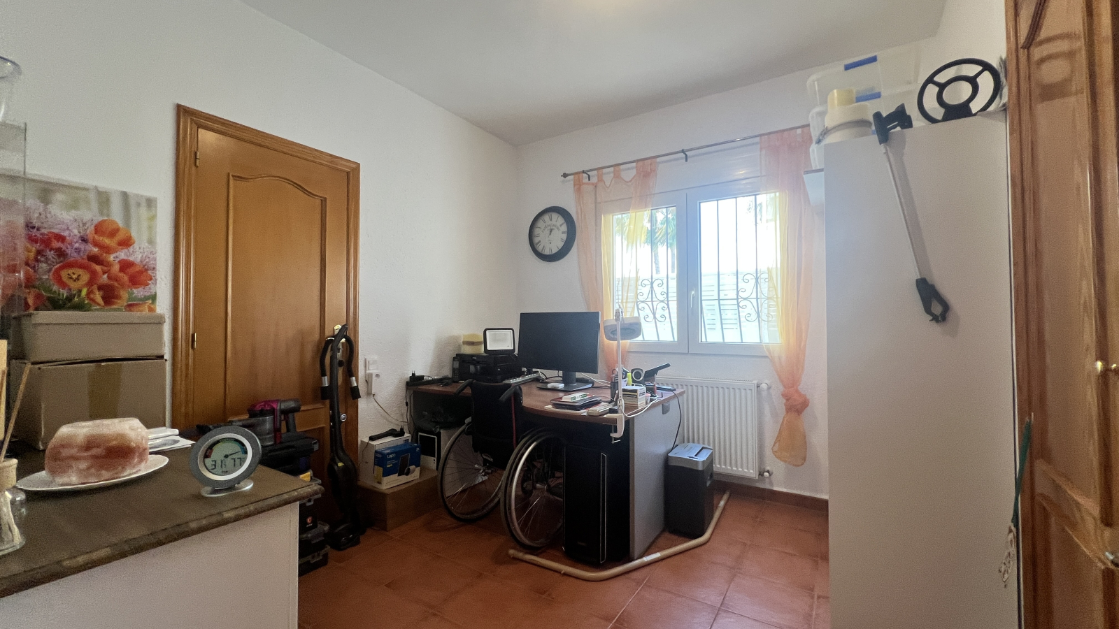 JS-1325 - Schöne Villa mit Pool, Klima und Zentralheizung, alles auf einer Ebene, Rollstuhl geeignet, gute Vermietbarkeit