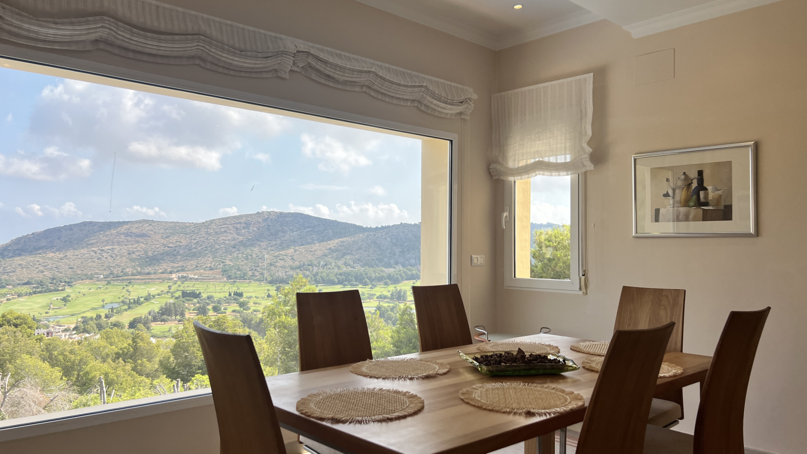 Villa exclusiva con vistas al mar y al golf en La Sella