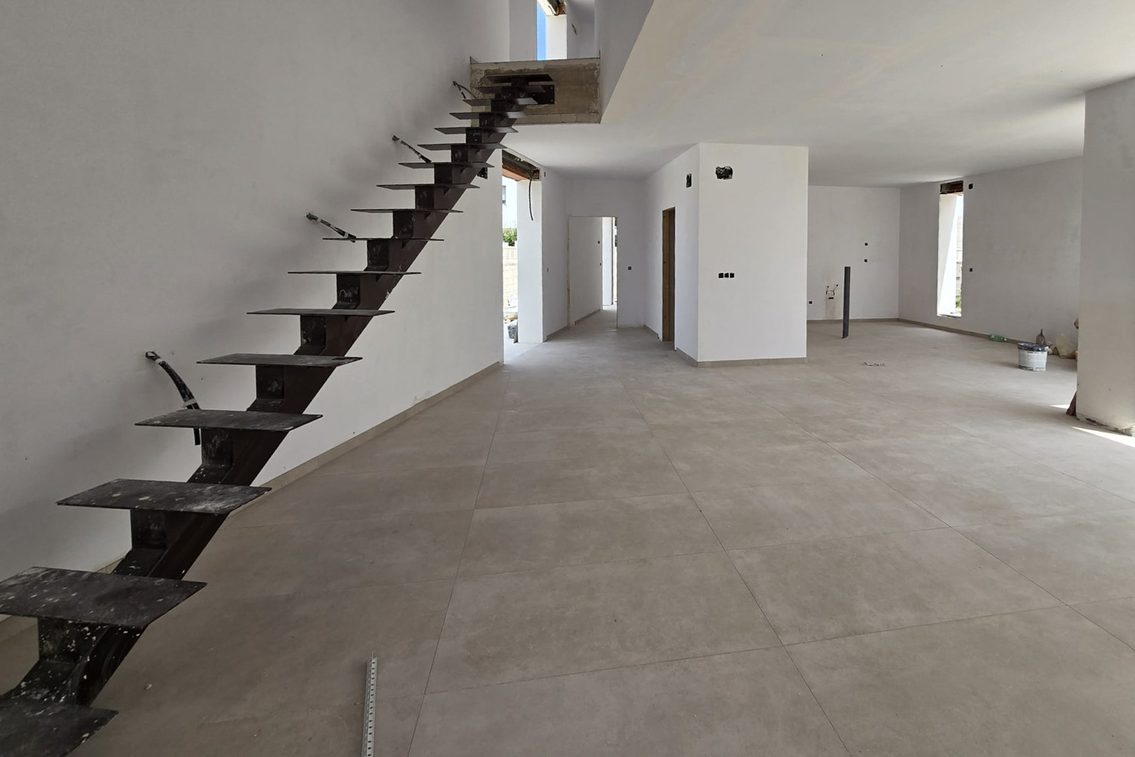 8288VER Villa moderna en construcción cerca al mar a la venta en Vergel.