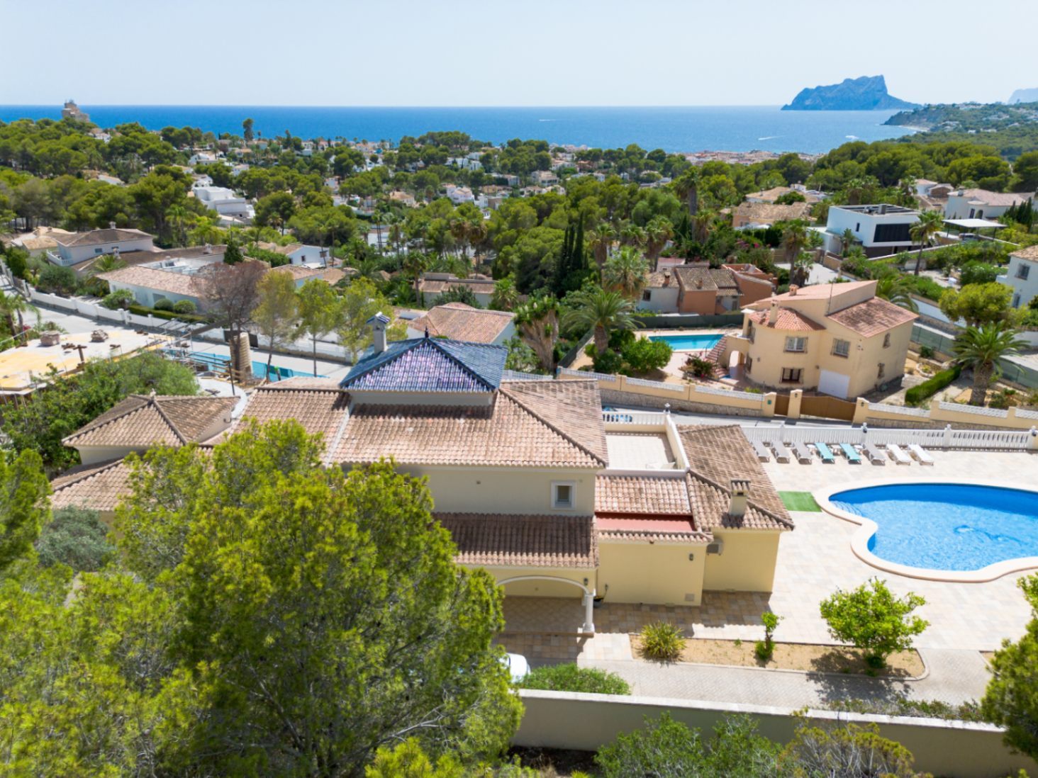 AM-12515DR - Gran villa elegante con vistas al mar en venta en Moraira
