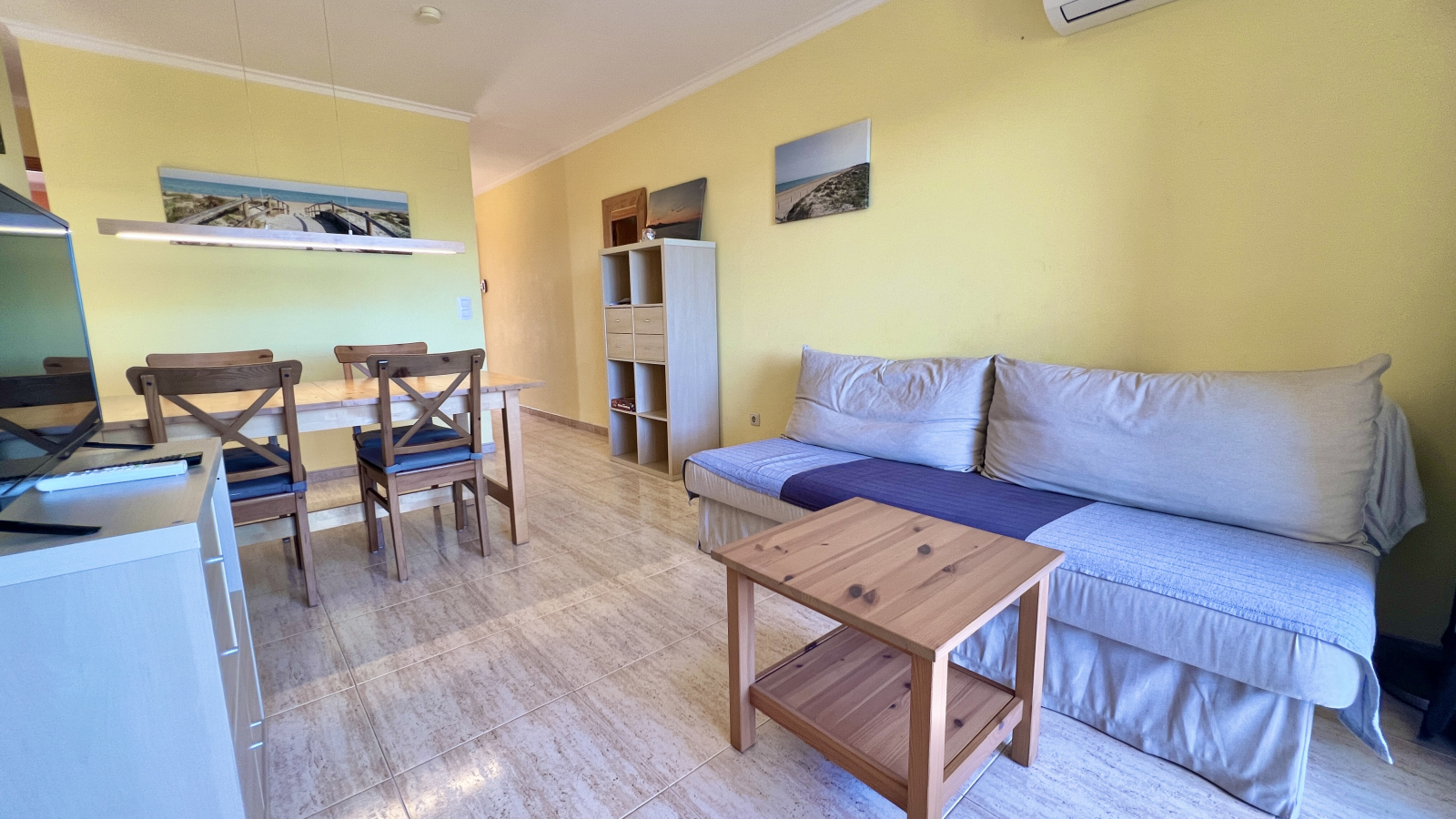 Fantástico apartamento de 3 dormitorios en un bonito complejo junto a la playa.