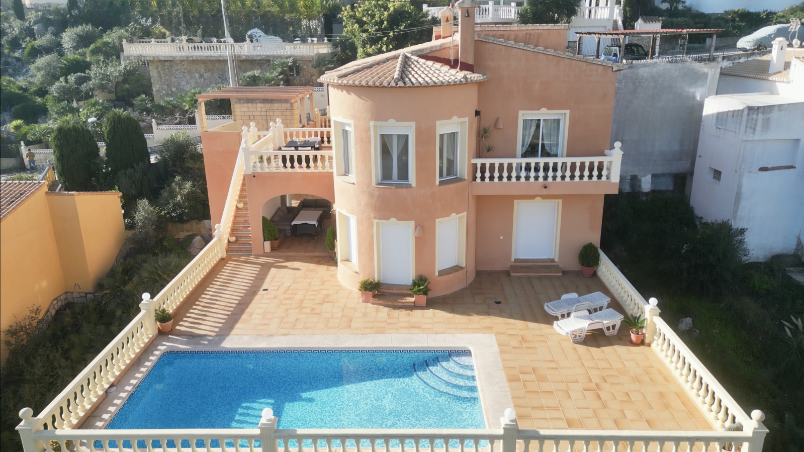 GC-0325 - Panoramic views and two independent homes in perfect condition