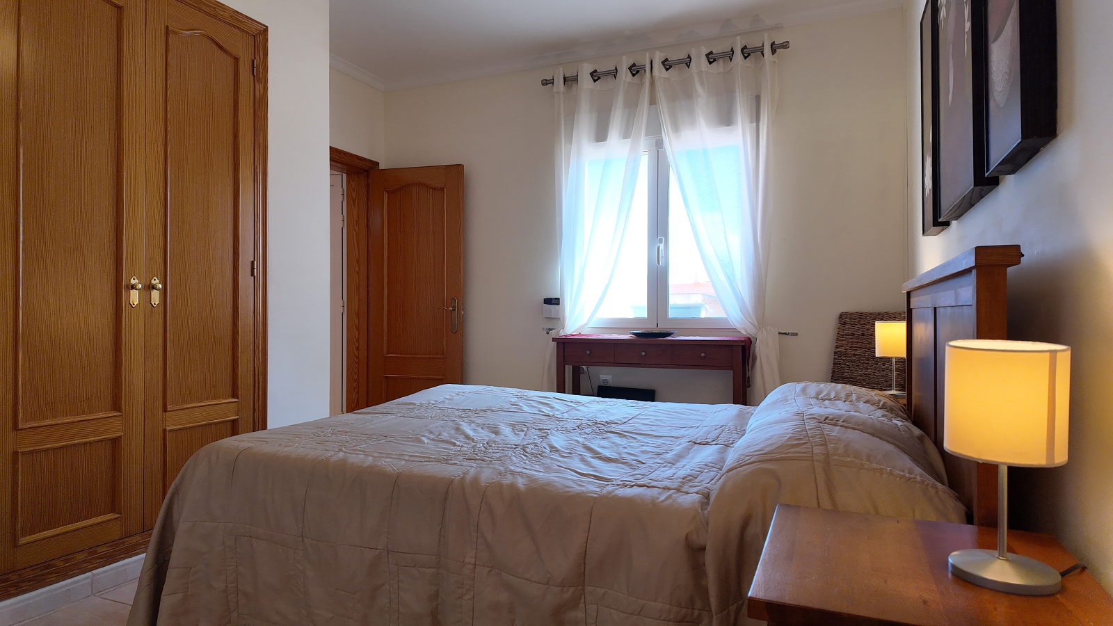 GC-0325 - Panoramic views and two independent homes in perfect condition