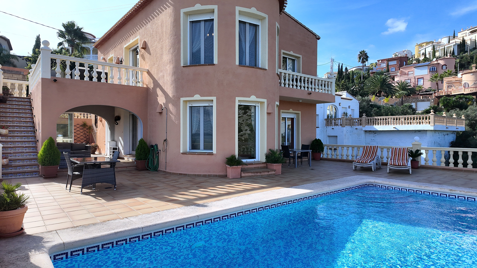 GC-0325 - Panoramic views and two independent homes in perfect condition