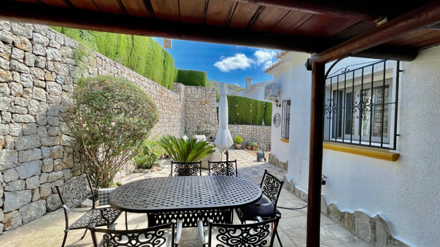 PV-141-02030P - Villa adosada en venta en Murla - impecable, orientación sur