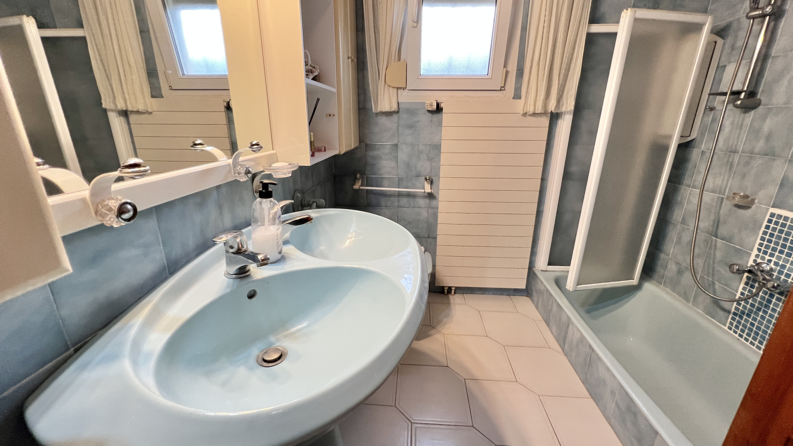 FK-1225 - Gemütliche Villa mit 3 Schlafzimmern und Pool in ruhiger Lage