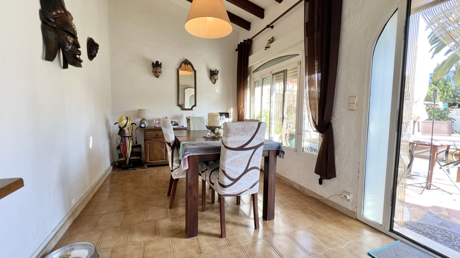 FK-1225 - Gemütliche Villa mit 3 Schlafzimmern und Pool in ruhiger Lage