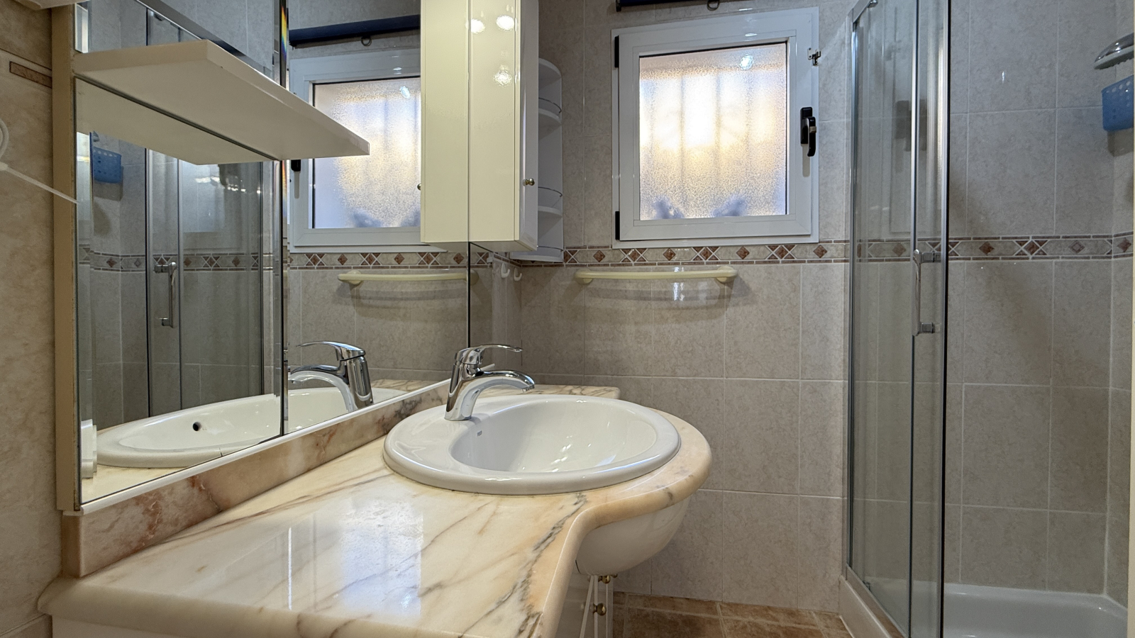 JS-0126 - Sonnige 3 Schlafzimmer Villa in Els Poblets mit Pool 