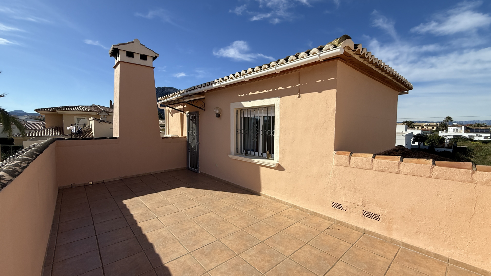 JS-0126 - Sonnige 3 Schlafzimmer Villa in Els Poblets mit Pool 