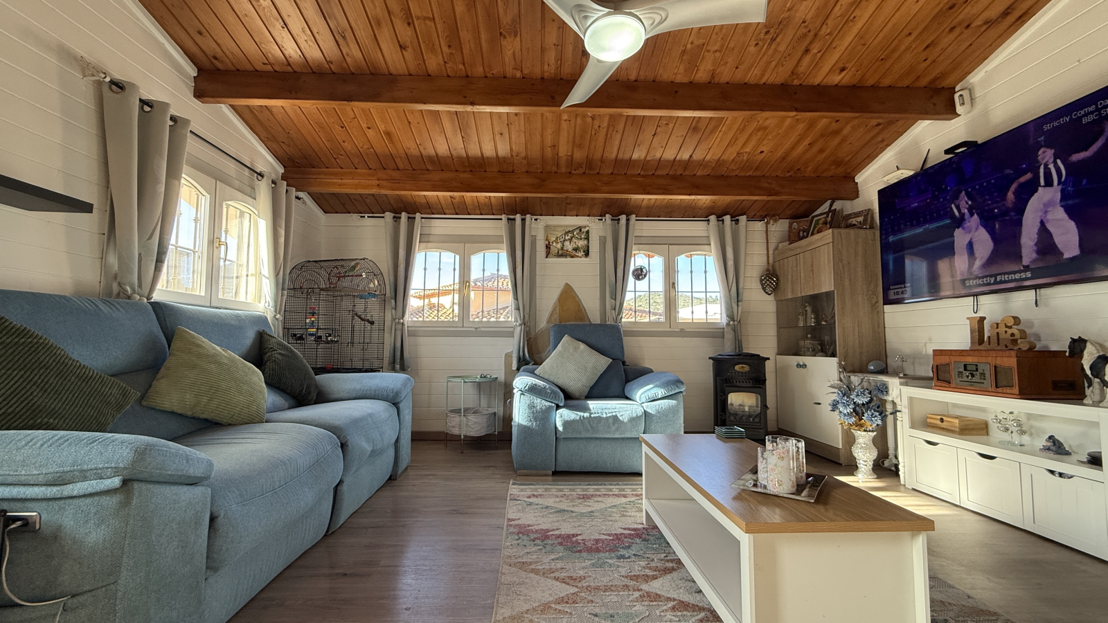 RG-0126 - Charmante kleine Villa in sonniger Panoramalage, Wohnen, wo andere Urlaub machen