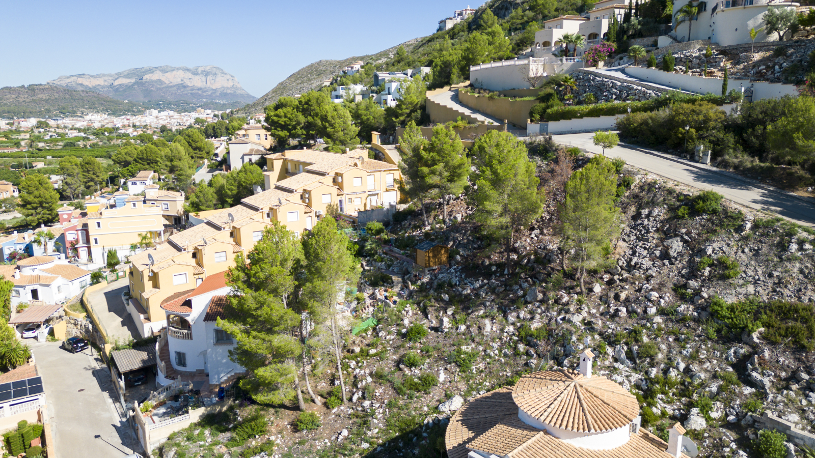 Villa neuve de 3 chambres avec piscine