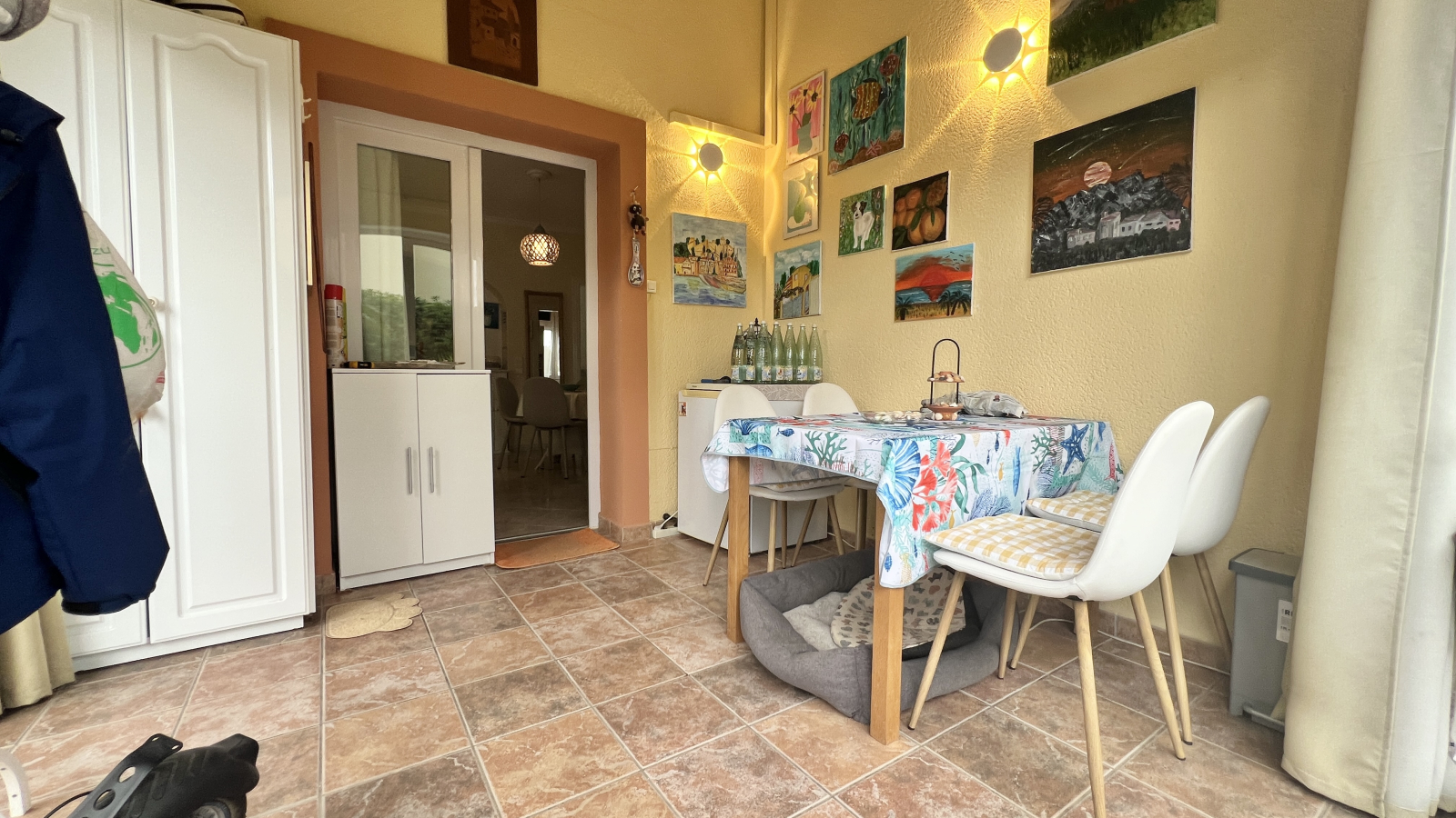 FK-0326 - Tolle Villa mit guter Ausstattung und 3 Schlafzimmern, Pool, Garage, uvm.