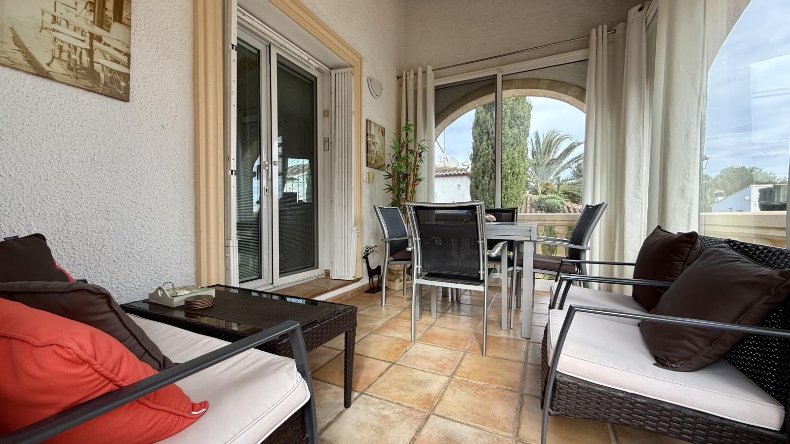 RG-0326 - Un hogar lleno de luz y tranquilidad – Casa independiente en ubicación soleada del Monte Solana