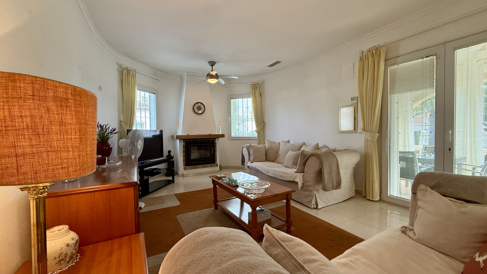 RG-0326 - Un hogar lleno de luz y tranquilidad – Casa independiente en ubicación soleada del Monte Solana