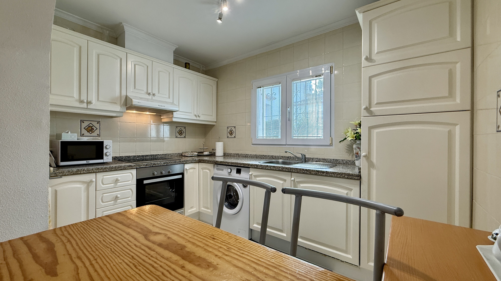 RG-0326 - Un hogar lleno de luz y tranquilidad – Casa independiente en ubicación soleada del Monte Solana