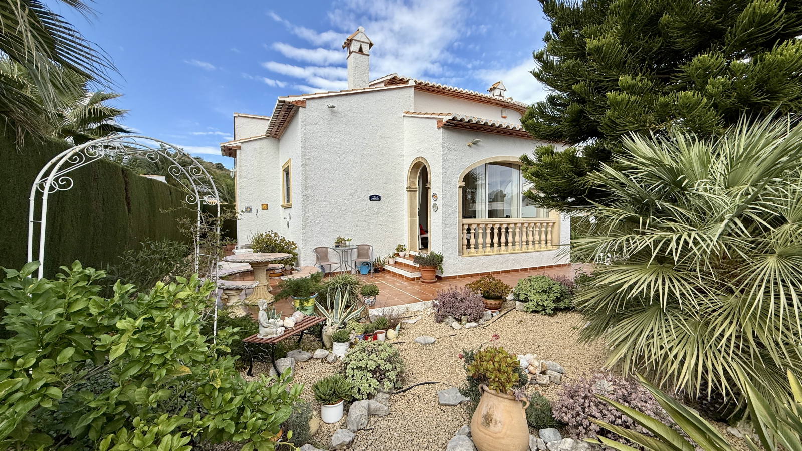 RG-0326 - Un hogar lleno de luz y tranquilidad – Casa independiente en ubicación soleada del Monte Solana