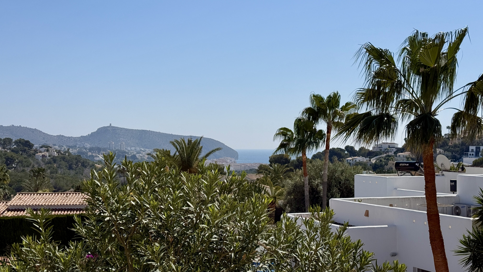 AS-0826 - Droomvilla met zeezicht en veel zon in Moraira