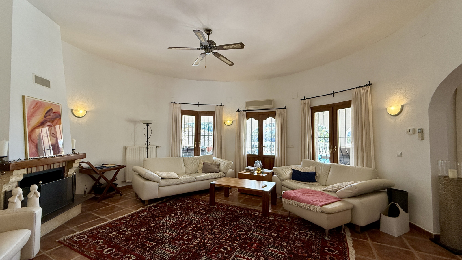 Villa en planta baja, totalmente equipada, con 3 dormitorios y privacidad