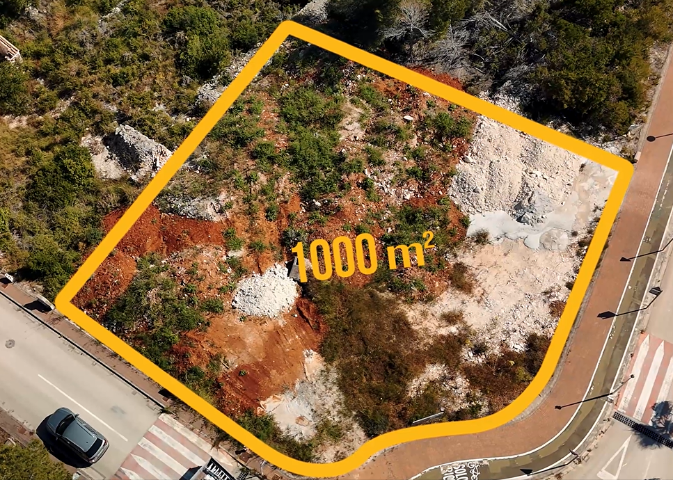 AVS-57654 - Plot in Javea