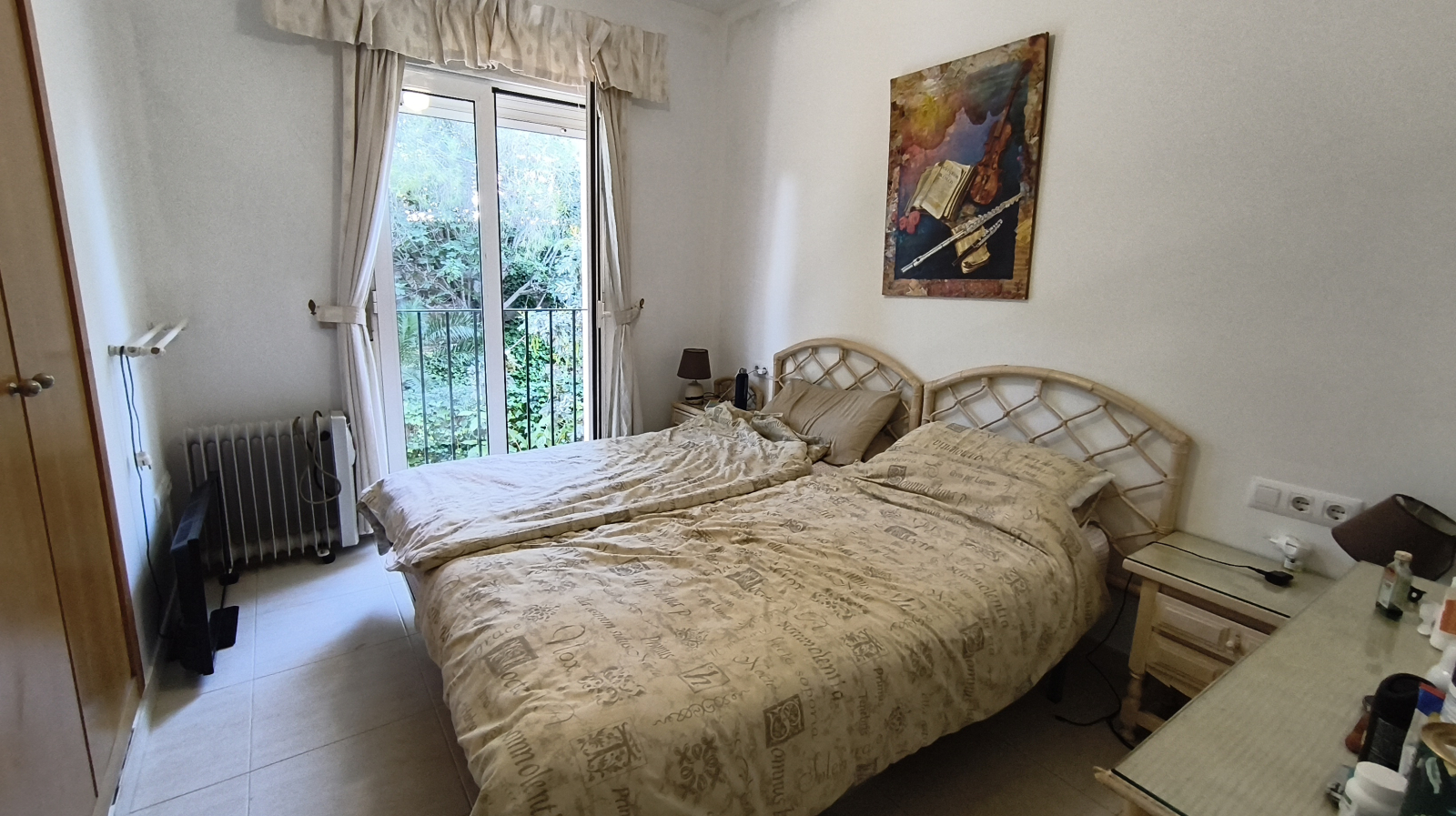 LS-0159 - Apartamento en última planta con terraza, plaza de aparcamiento y trastero