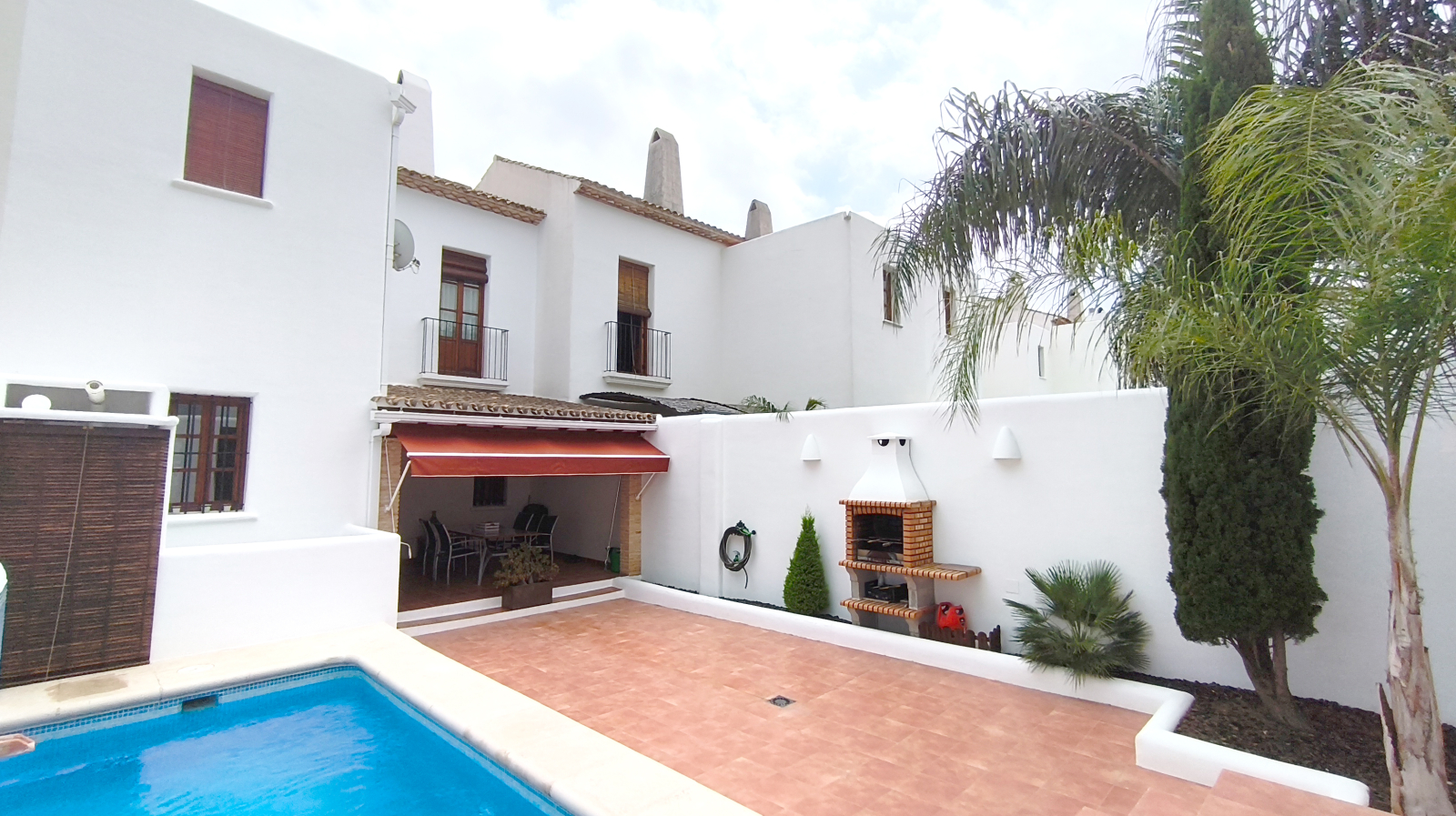 LJ-0575 - Vivienda adosada con garaje en Residencial CalaXara en La Xara, Denia