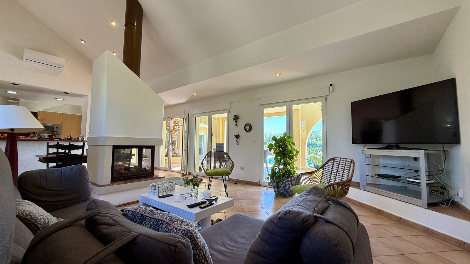 AST8WUQE - Villa de luxe exceptionnelle sur un grand terrain à Els Poblets