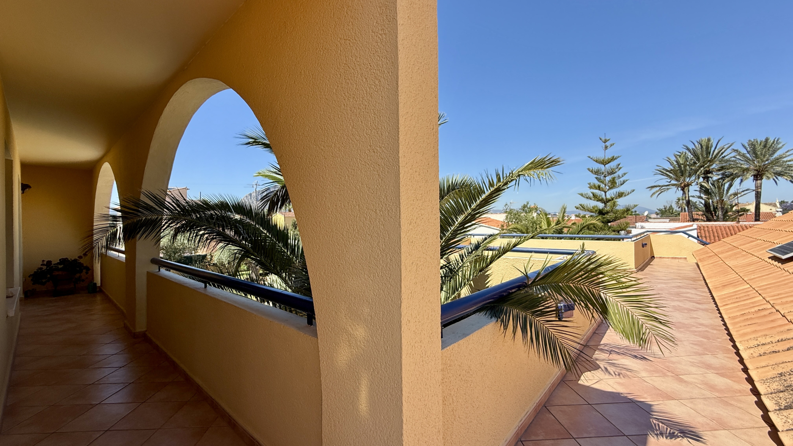 AST8WUQE - Villa de luxe exceptionnelle sur un grand terrain à Els Poblets